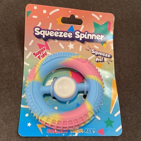 Squeezee Spinner Fidget Spinner Toy Bundle NEW (4 Different Colors) - Picture 4 of 6
